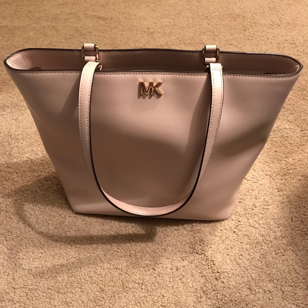 Michael Kors Medium Tote Blush w/tags